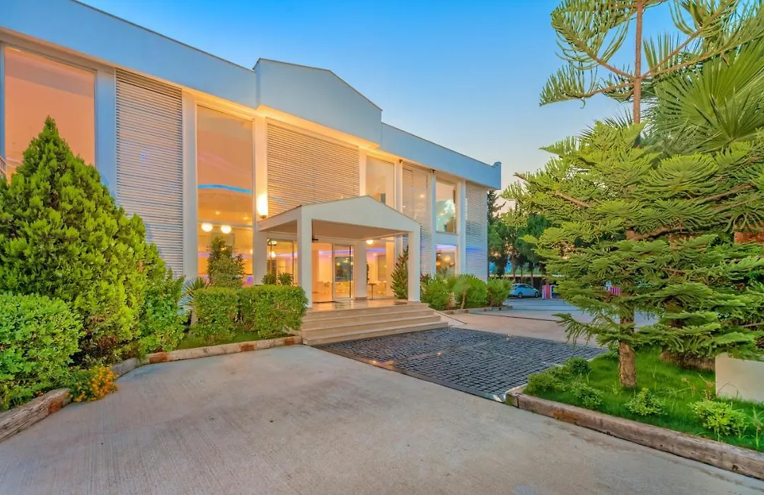 Bendis Beach Hotel-1