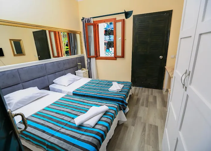 Hotel Bleu Nuit