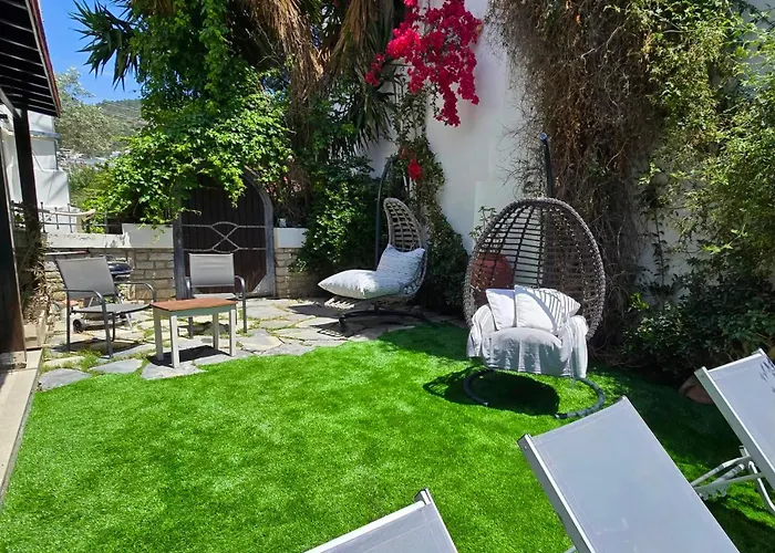 Bodrum Merkezde Muestakil Havuzlu Villa